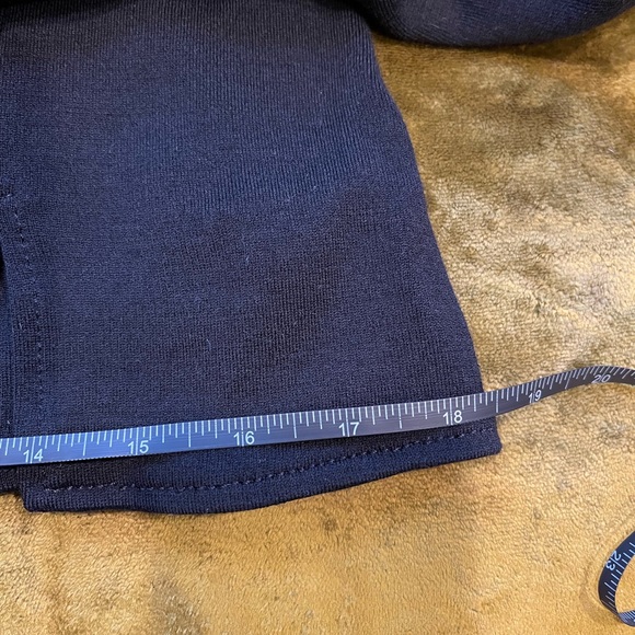 St. John SZ 6 Black Peplum 3/4 Length Sleeve Top! - Picture 12 of 14